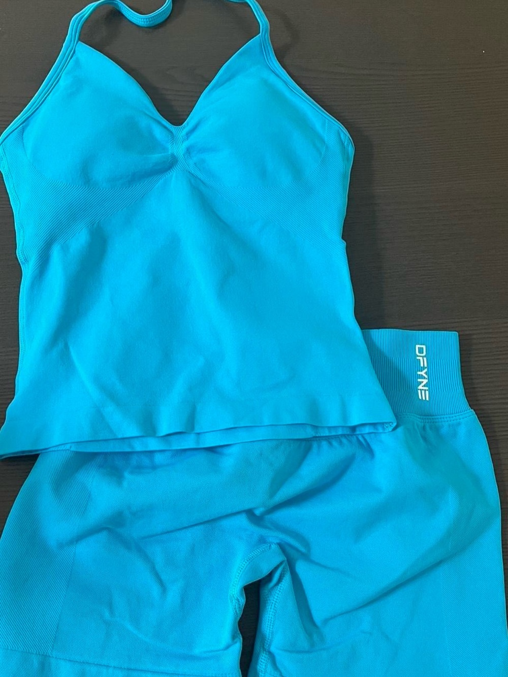 DFYNE Women's Seamless Bright Blue Active Tank and Shorts Set